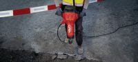 Електрически къртач TE 3000-AVR за тежки натоварвания Изключително мощен къртач за за тежки натоварвания – къртене на бетон, рязане на асфалт, земни работи и забиване на заземителни пръти Приложения 4