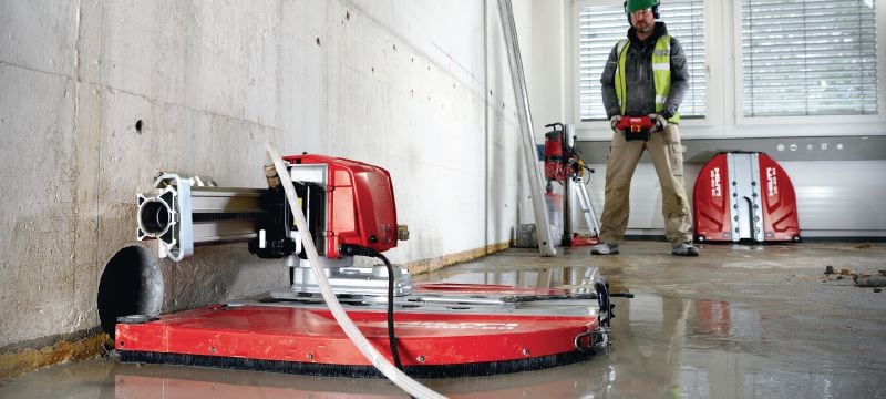 SPX LCS Equidist безшумна стенорезна система (60H: пасва на Hilti и Husqvarna®) Диск за стенорезна система с най-високи експлоатационни характеристики (5–10 kW) за висока скорост на рязане, по-дълъг експлоатационен живот и намаляване на шума (вал 60H съответства на стенорезни машини Hilti и Husqvarna®) Приложения 1