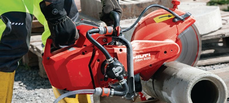 DSH 600-X бензинов фугорез (300 mm) Компактна машина за рязане с ДВГ (63cc) с горна дръжка, със спирачка на ножа, за рязане на бетон, зидария и метал до 120 mm с дискове 300 mm Приложения 1